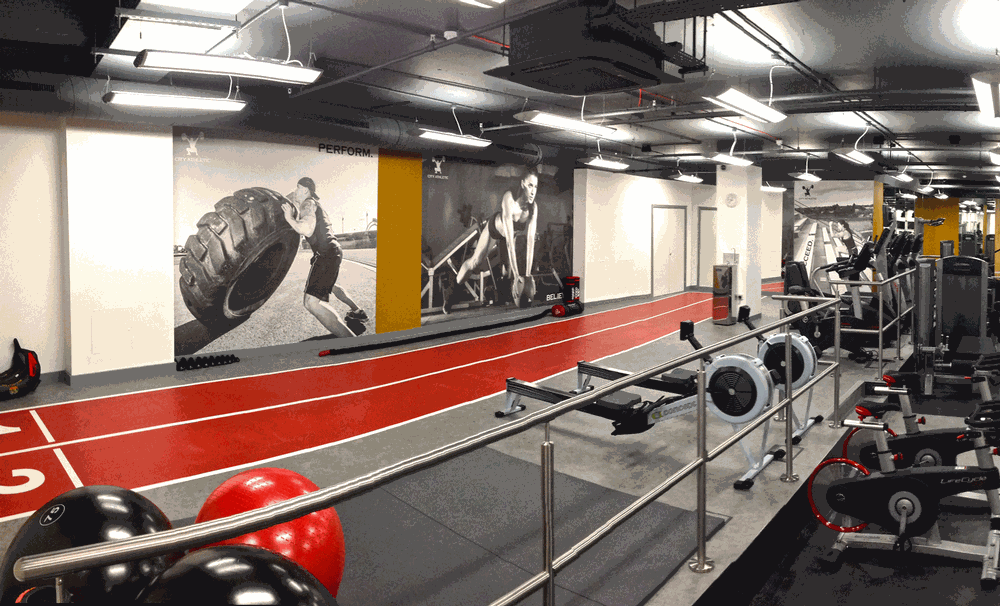 The club offers a sprint track and equipment from Life Fitness