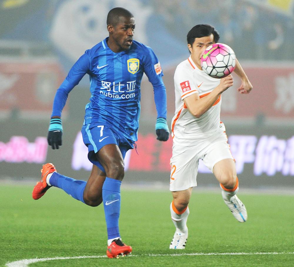 Ex-Chelsea player Ramires joined Chinese clubs for big fees in 2016 / Jason Liu/ColorChinaPhoto/PA