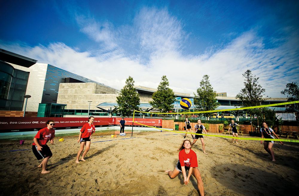 Last summer, Volleyball England ran Go Spike volleyball sessions at music, entertainment and charity events across the country