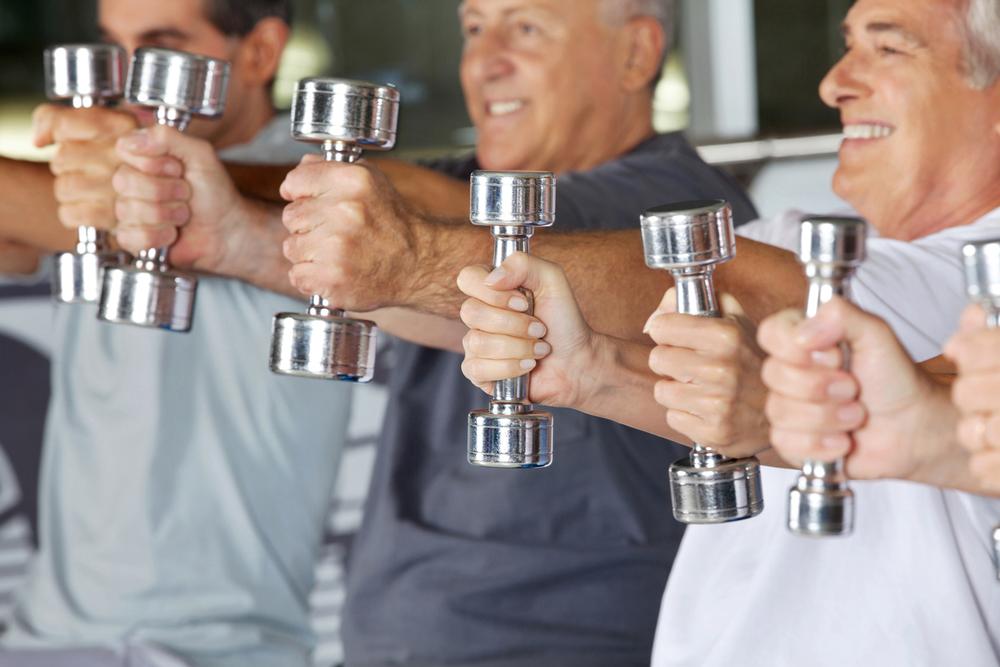 Working the muscles during physical activity increases the production of the glucose transporter type four (GLUT 4), which in turn boosts insulin sensitivity / photo: shutterstock.com/ Robert Kneschke