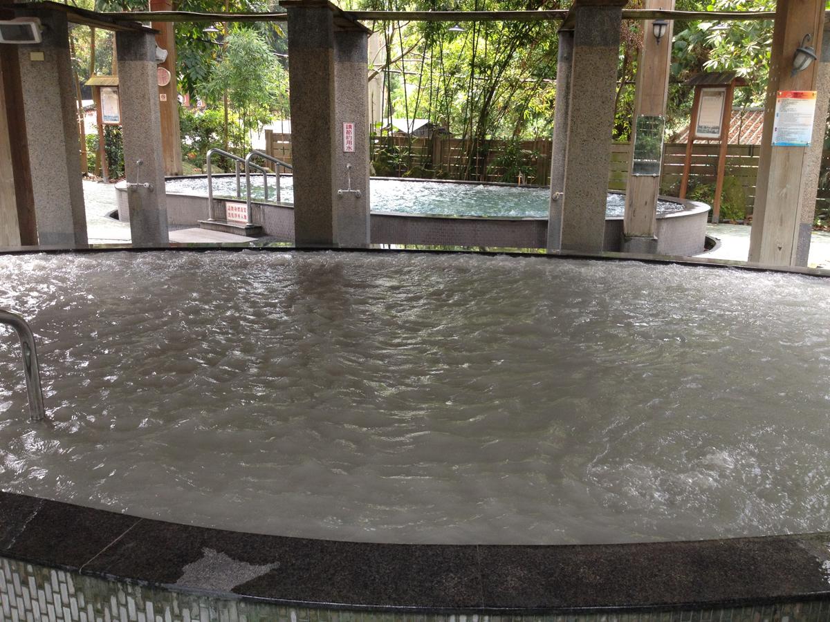 The Guangziling hot spring is a mud spring that is rich in minerals and chemicals reportedly only found in Taiwan, Italy and Japan / escape2taiwan