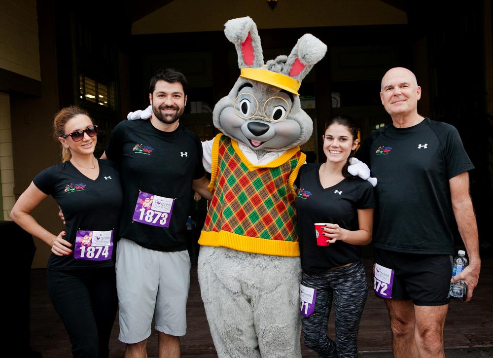 A number of fundraising activities take place at the IAAPA Expo, including a popular fun run and a golf tournamant / IMAGE: BRIAN PEPPER PHOTOGRAPHY