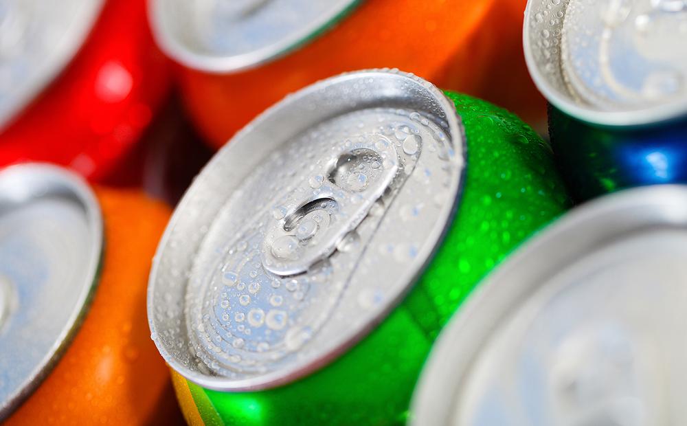 The sale of sugar-heavy super-size soft drinks has been banned in New York City / shutterstock.com