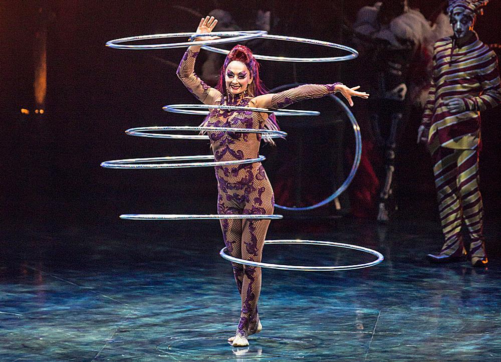 Kooza features many acrobatic and theatrical acts, such as hoops manipulation / PHOTOS: MATT BEARD COSTUMES: MARIE-CHANTALE ©2012 