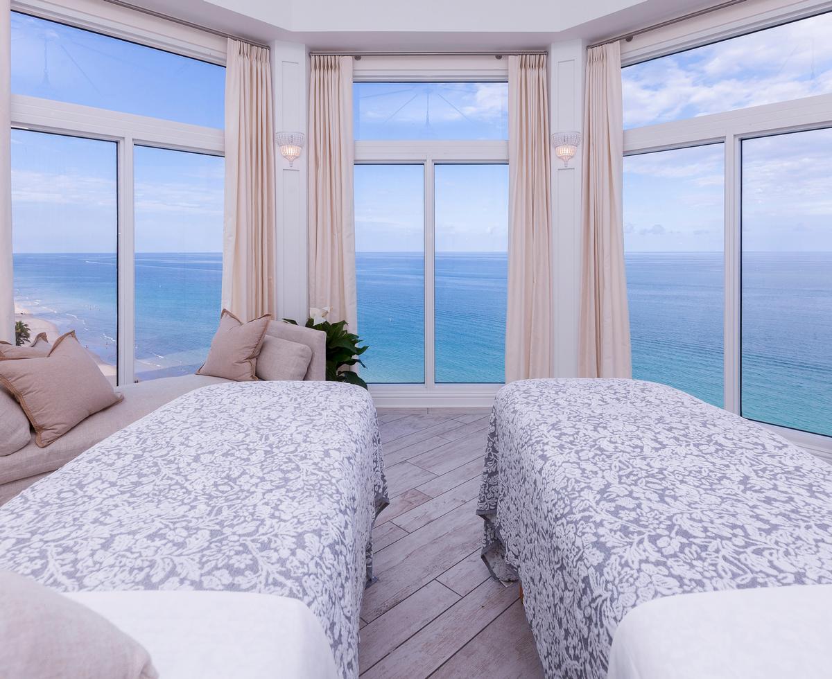 Pelican Grand's Pure Spa takes full advantage of its panoramic ocean views / Pelican Grand Resort Pelican Grand's Pure Spa takes full advantage of its panoramic ocean views / Pelican Grand Resort
