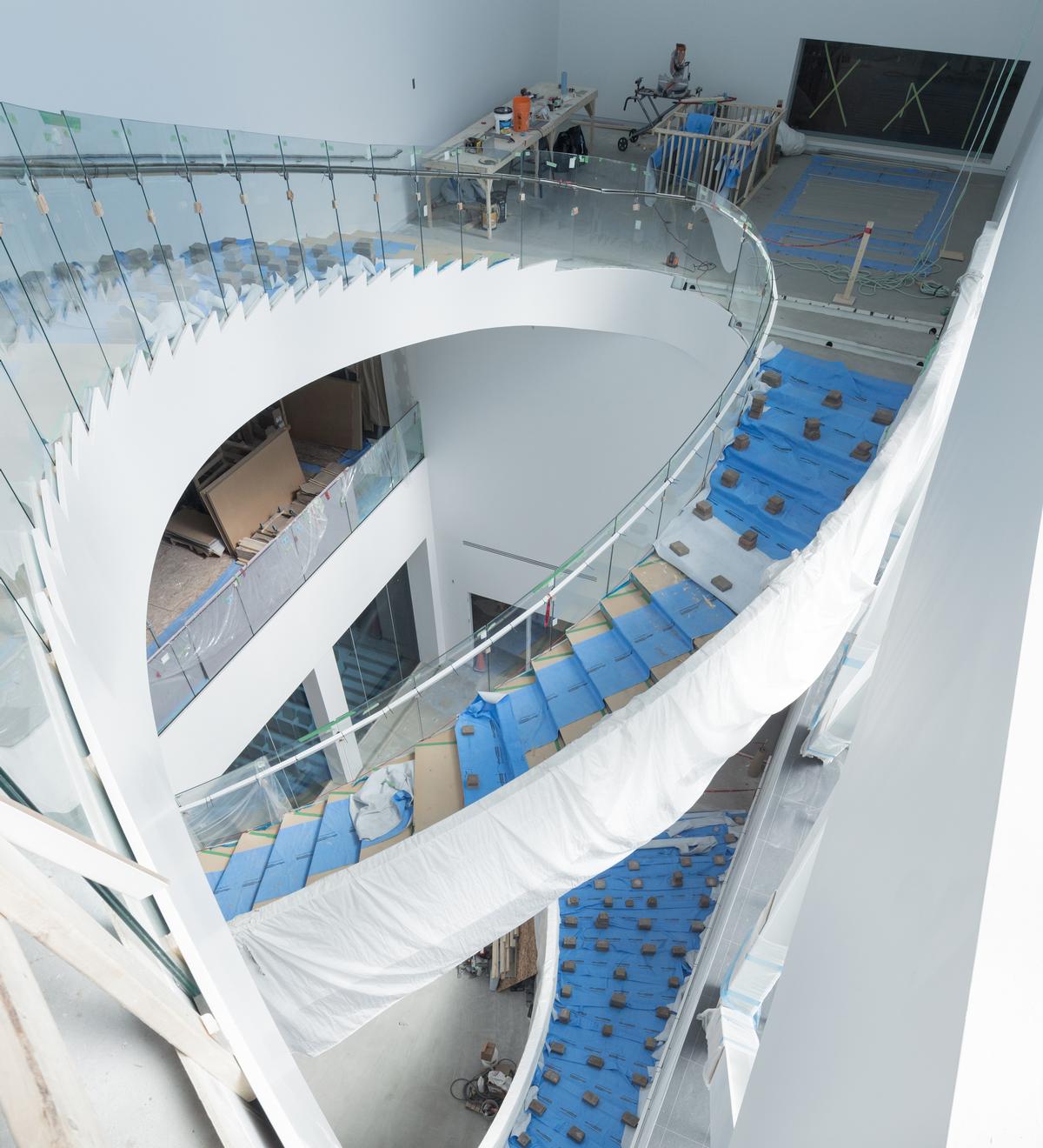 A large spiralling staircase will link the pavilion's floors / Iwan Baan