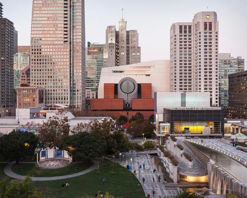 The extensions has been added to Mario Botti's 1995 original building / SFMOMA