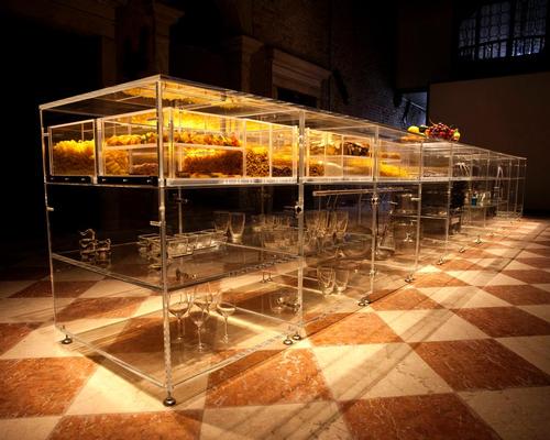 The installation, called Infinity Kitchen, was created as part of a satellite event for the Venice Architecture / Martin Rijpstra