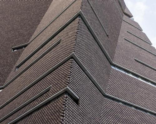 The Tate Modern opened to the public in London / Iwan Baan