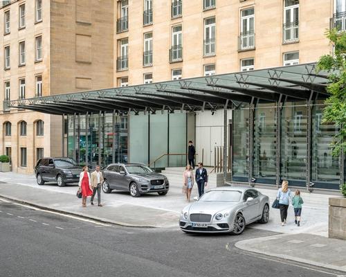 The hotel in Knightsbridge is a London landmark / Joan Souza