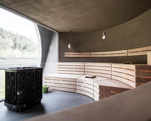 Large windows look out towards farm and the surrounding nature / NoA*