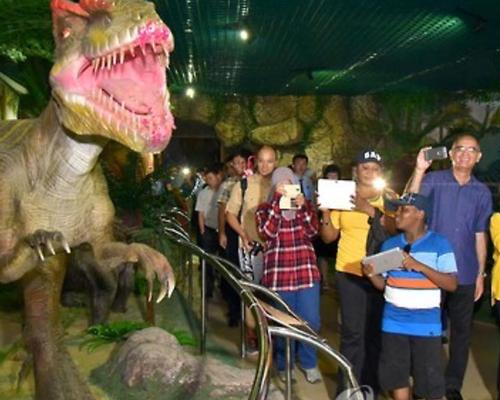 Exhibition halls in the new nature museum detail the Paleozoic to Cenozoic era / Yonhap News
