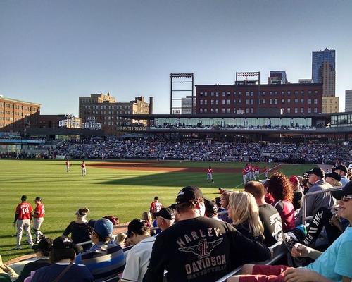 CHS Field in St. Paul, Minnesota by Snow Kreilich Architects and AECOM
/ Wikipedia