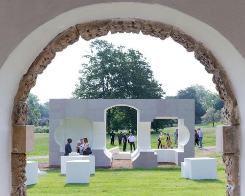 Serpentine Summer House 2016 designed by Kunle Adeyemi / Iwan Baan