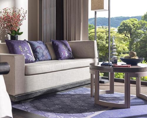 The guest rooms will boast wide open views of the natural landscaope / Four Seasons