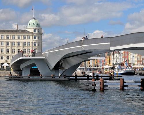The studio said the bridge will reinvigorate Copenhagen / Studio Bednarski