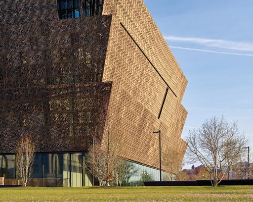 Three inverted pyramids, inspired by the form of a Yoruba sculpture and echoing the angle of the Washington Monument, sit on top of each other / Alan Karchmer/NMAAHC