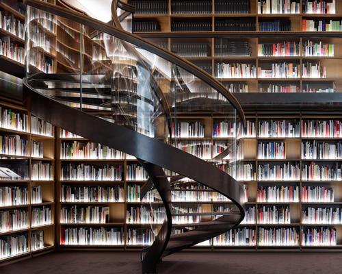 Leisure amenities at the museum include a community library / Pietro Savorelli