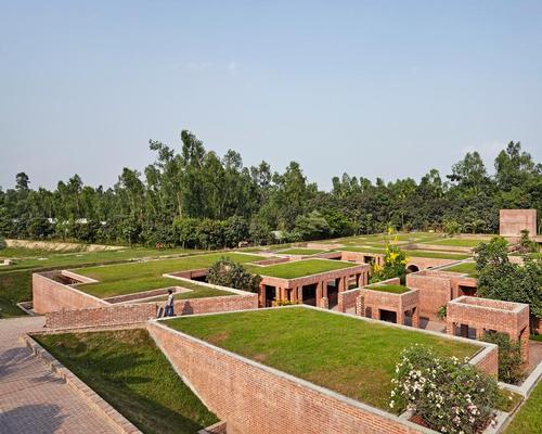The Friendship Centre in Gaibandha, Bangladesh is celebrated for its use of grassed rooftops / Aga Khan Award for Architecture