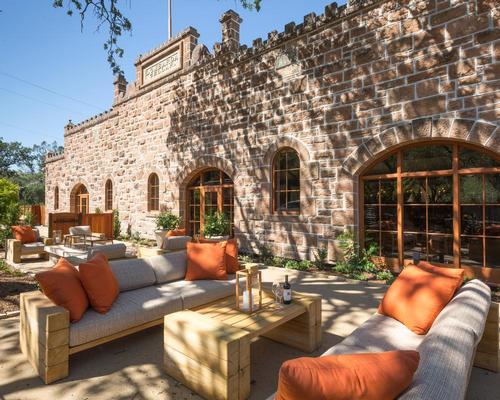San Francisco firms SB Architects and BraytonHughes Design Studio led the design of the project / Jay Graham