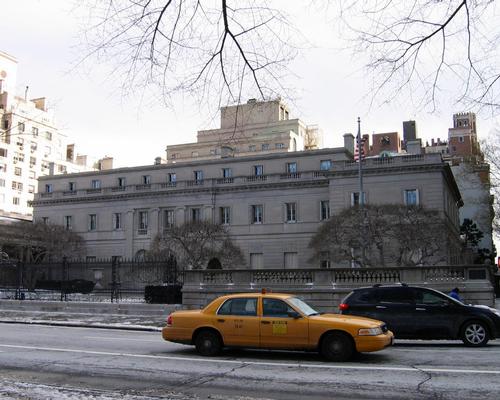 The Frick Collection now encompasses several buildings, wings and gardens that have not undergone a significant upgrade in almost 40 years / Wiki Commons