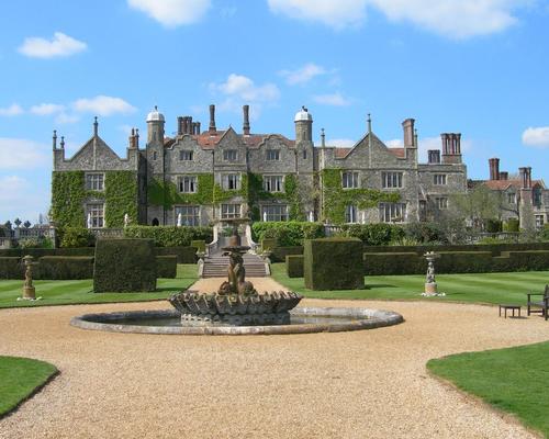 Champneys will operate the hotel under the title of Champneys at Eastwell as of 1 November, and will offer health and beauty treatments in line with its other resorts