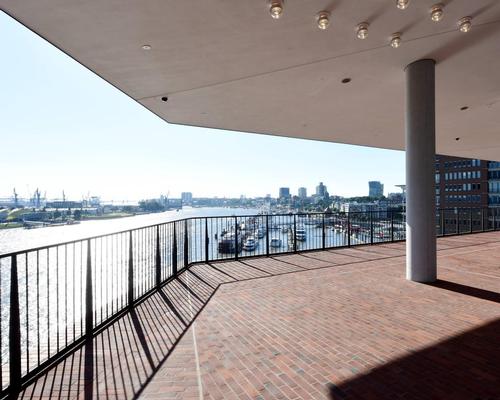 The new public viewing deck offers panoramic views of the city and harbour / Michael Zapf