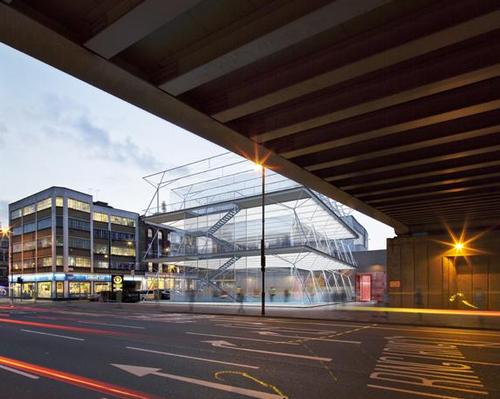 The pitches are designed to reinvigorate communities in London / AL_A