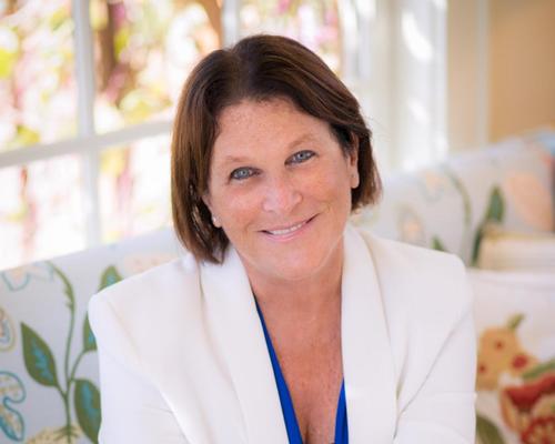 In her new position, Clapoff oversees all aspects of the daily operation of the 40-bedroom resort as well as the 25,000-square foot LakeHouse Spa