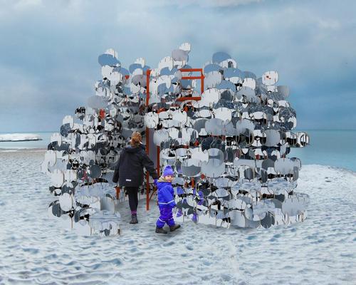 BuoyBuoyBuoy by Dionisios Vriniotis, Rob Shostak, Dakota Wares-Tani, Julie Forand / Winter Stations 2017