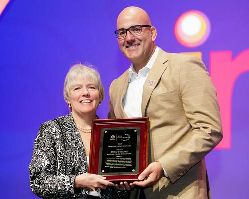 In 2013 Stagner was the recipient of the IAAPA Meritorious Service Award / IAAPA 