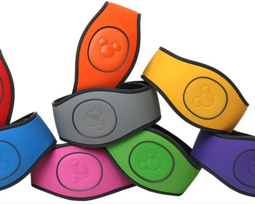 Around US$1bn (€948m, £807m) was invested in the MagicBand technology which is now appearing in its second form as MagicBand 2 / Disney