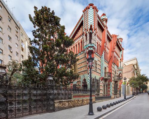 The house was originally designed by the 31-year-old Gaudí for financial broker Manel Vicens i Montaner between 1883 and 1885 / Casa Vicens
