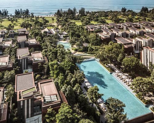 Rosewood Hotels & Resorts’ first resort in China has officially opened on Hainan Bay, set within 40 acres of landscaped gardens / Rosewood Hotels and Resorts