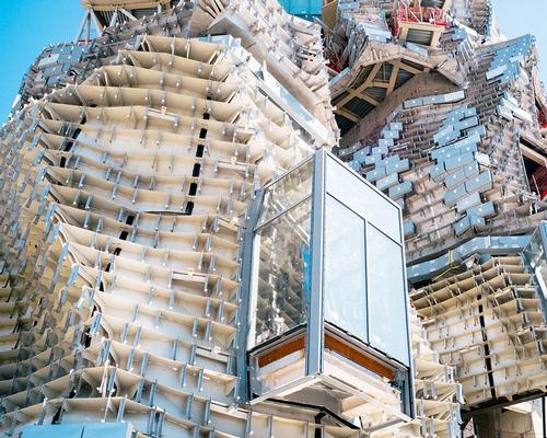 The twisting, mountain-like building will be the new home of LUMA Arles, an experimental contemporary art centre / Victor Picon