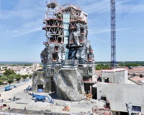 When complete, the tower will climb 56m (183.7ft) above Victor Hugo Avenue / Victor Picon