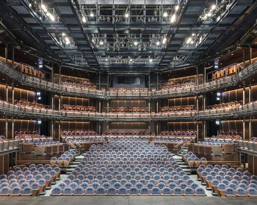 Nine audience seating towers, each the size of a London double-decker bus, can be rearranged in twelve different configurations / James Steinkamp Photography