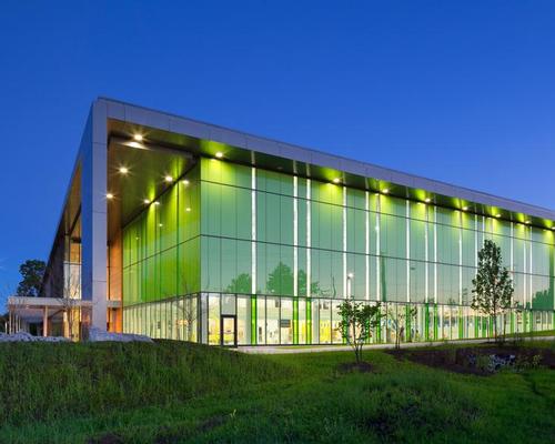 The 70,000sq ft structure was conceived as a large pavilion, with huge transparent windows to offer panoramic views of the park / Tom Arban