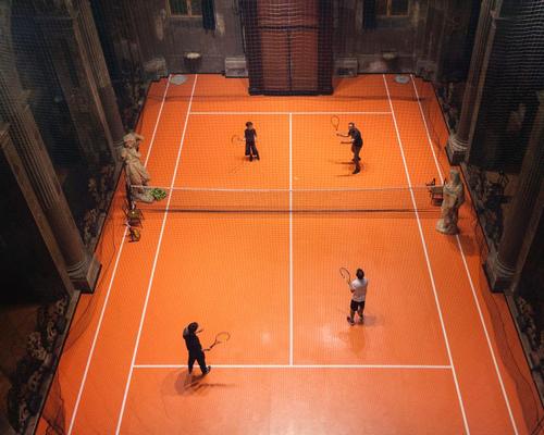 The space is set up like a typical court – complete with lines, netting, racquets, chairs, a jug of iced jasmine tea and even coaches to practice with
/ Converso