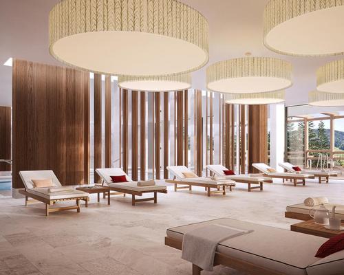 The Waldhotel Spa features an indoor pool, as well as an outdoor pool with views of the Alps