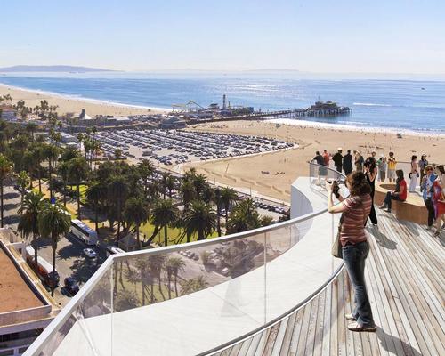 A 3,500sq ft (325sq m) public observation deck on top of the hotel building / Gehry Partners LLP