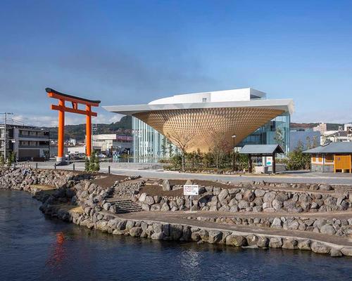 Mount Fuji was recognised as a UNESCO World Heritage Site in 2013 and a competition was held shortly afterwards to choose a design for the Fuji World Heritage Center / Shigeru Ban Architects