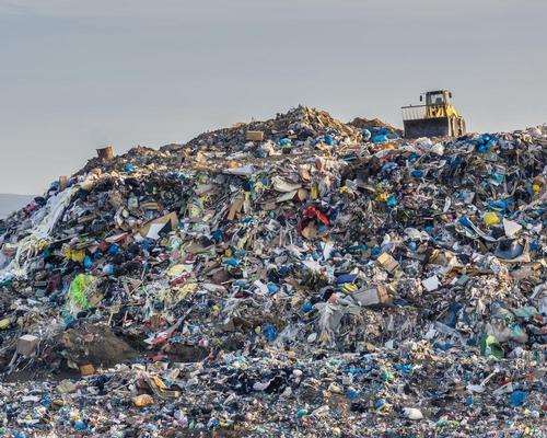 Parkwood Leisure estimates the decision to stop using plastic in its cafes will prevent more than two million coffee cups being sent to landfill sites a year / Shutterstock