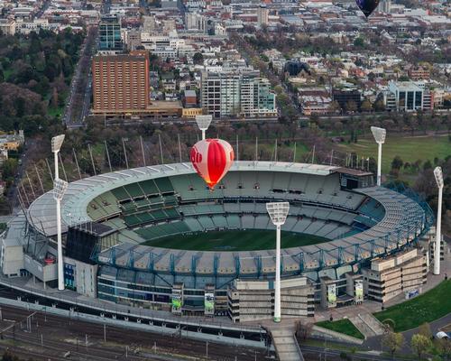 The new skywalk and zipline will offer views of the stadium and central business district of Melbourne / Shutterstock.com