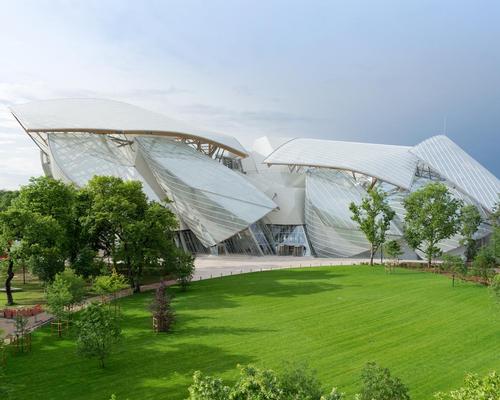 Buildings such as Frank Gehry's Louis Vuitton Foundation in Paris demonstrate the remarkable advancements that have been made in glass technology / Iwan Baan 