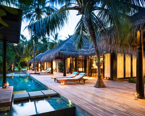 The residence includes its own spa sala – or open pavilion – where Anantara Spa treatments are performed, as well its own infinity pool and whirlpool