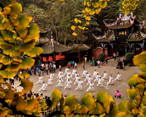 Six Senses Qing Cheng Mountain offering tai chi at ancient Puzhao Temple