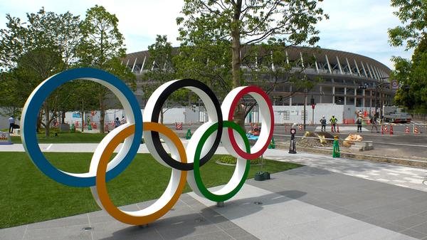 In the lead-up to the Tokyo Games, many have questioned whether the Olympics and Paralympics should be combined / © shutterstock/StreetVJ