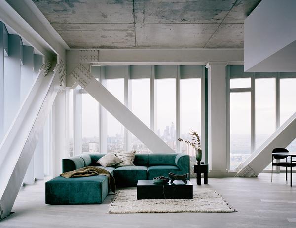 The 42-storey tower offers a mix of different apartment styles / Photo: Rory Gardiner