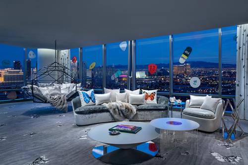 The suite also overlooks the world-famous Las Vegas Strip. / Courtesy of the Palms Casino Resort